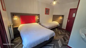 Logis Hôtel Au Croissant - Rom
