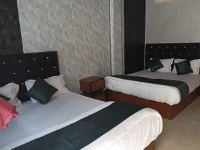 Prem Ji Aanand Hotel and Restaurant - Habitación