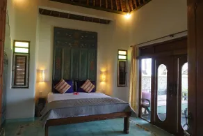 Life in Amed Beach Hotel - Room