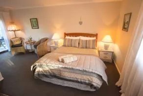 Rolling Hills Country Stay B&B - Zimmer