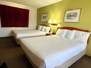 Americas Best Value Inn Saint Ignace - Rom