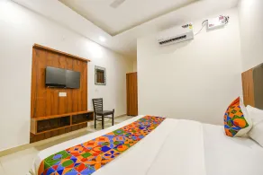 SOLACE INN near GOLDEN temple - Zimmer