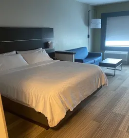 Holiday Inn Express & Suites Warrensburg North by IHG - Chambre