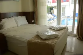Honor A Pansiyon Side - Room