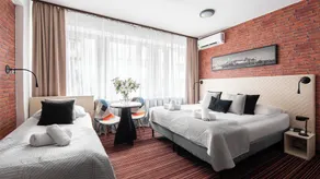 Hotel Delta - Room