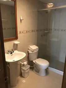Hotel Casa La Riviera - Bathroom
