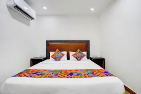 FabHotel Casa Royal - Greater Kailash - Quarto