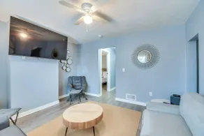 2 Mi to Dtwn Syracuse: Cozy Updated Apt! - Interiör