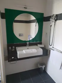 ibis Styles Marseille Plan de Campagne - Badezimmer