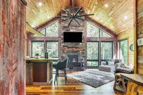 Galena Cabin on 20 Acres: 5 Mi to Downtown! - Innenbereich