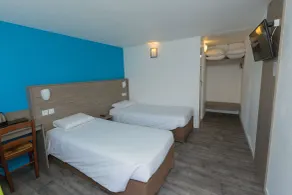 Kyriad Chantilly Sud - Luzarches - Utsikt fra rommet