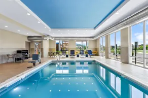 Hampton Inn Daleville - Pool