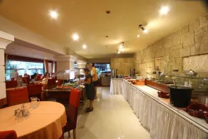 Mantas Hotel - Restaurant