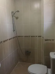 Guney Konak - Bathroom