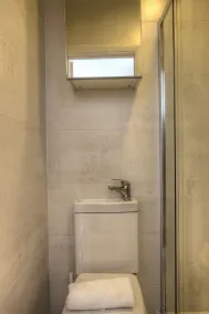 R2 Medium Studio - Badeværelse