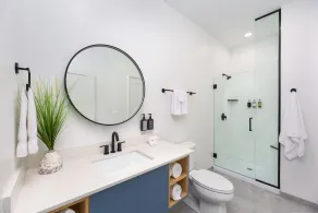 Motif Nashville's Hotel on Music Row - Bathroom