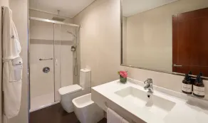 NH Collection Vigo - Bathroom