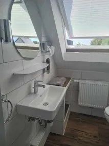Hotel-Pension Friesenruh - Bathroom