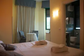 Capodichino International Hotel - Vue de la chambre