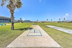 'Sea-King Sol' Ocean-View Condo in Port Aransas! - Intérieur