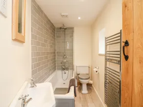 Tilly's Cottage - Bathroom