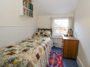 Chenies - Camera