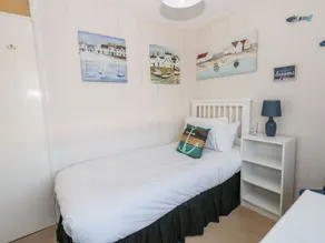 Milton House - Camera