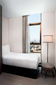 DoubleTree by Hilton Dubai M Square Hotel & Residences - Room