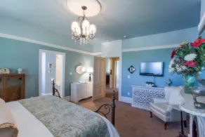 The Woodview Inn - Chambre