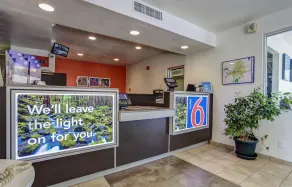 Motel 6-Grants Pass, OR - Hall