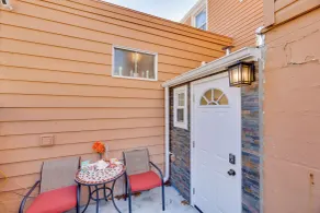Cozy & Convenient Elmont Retreat w/ Patio! - Interiør