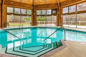 Quality Inn Radford-West Blacksburg I-81 - Piscine