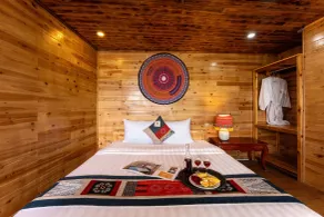 River mountain view homestay - Room