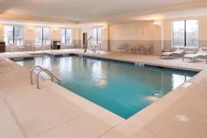 Holiday Inn Express & Suites Monroe by IHG - Piscine