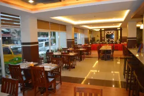 ALU Hotel Davao - Restaurant