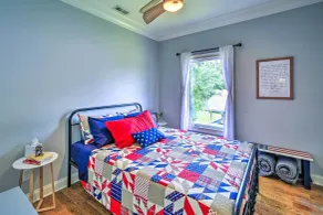 Waterfront Piney Flats Home w/ Private Dock! - Chambre