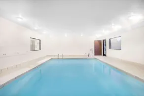 Super 8 by Wyndham Central City - Piscine
