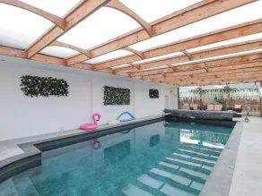 Bell Tent 4 - Pool