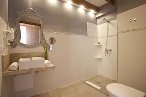 Casal de Petra - Rooms & Pool by My Rooms Hotels TI - Badeværelse
