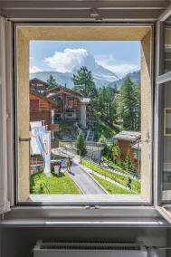 Zermatt Youth Hostel - Vue de la chambre
