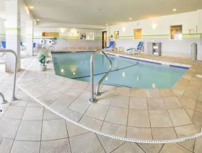 Holiday Inn Express Hotel & Suites Manchester - Airport by IHG - Piscine
