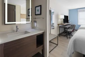 Holiday Inn & Suites Richmond West End - Camera