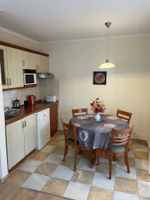 Garda Wellness Apartmanház - Zimmer
