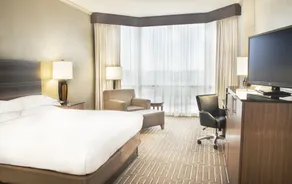 Hilton Charlotte University Place - Room