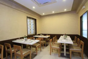 La Sara Regent - Café