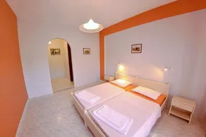 Skaros House - Rom