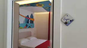 HAPPYROOMS - Room