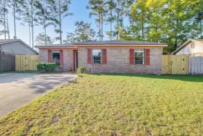 Patio for Al Fresco Dining: Home in Hinesville! - Interiør
