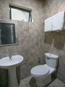 Rjat Guesthouse - Bathroom