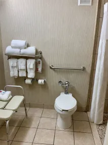 Ramada by Wyndham Newark/Wilmington - Chambre